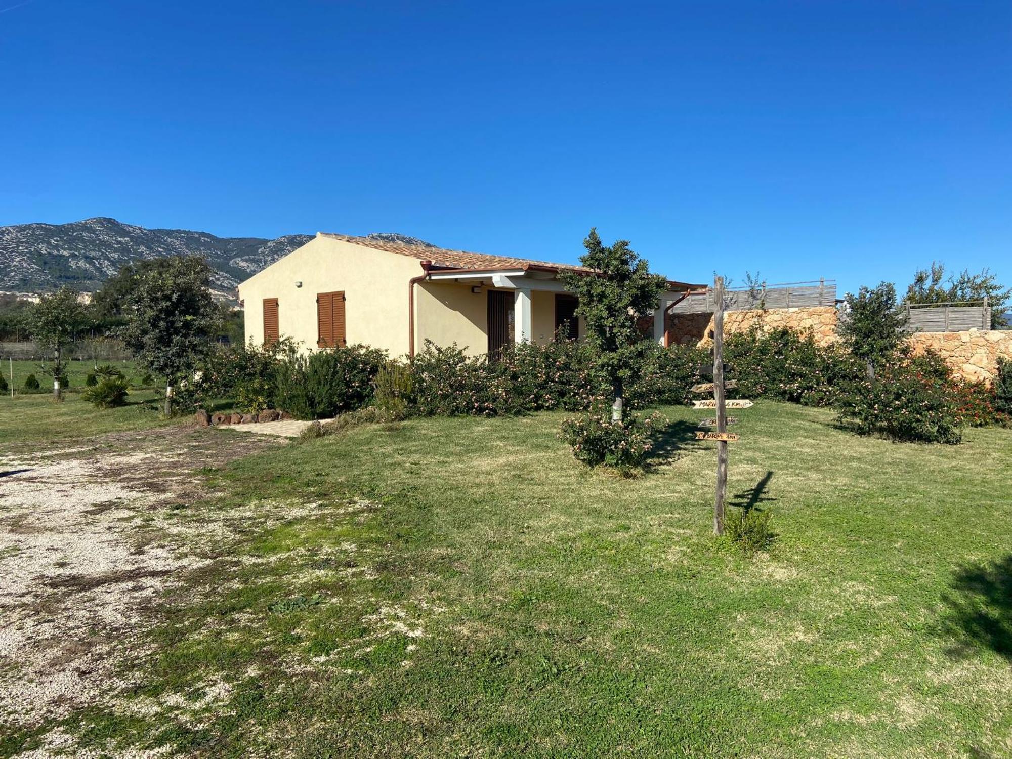 Villa Aratha Orosei Exterior photo