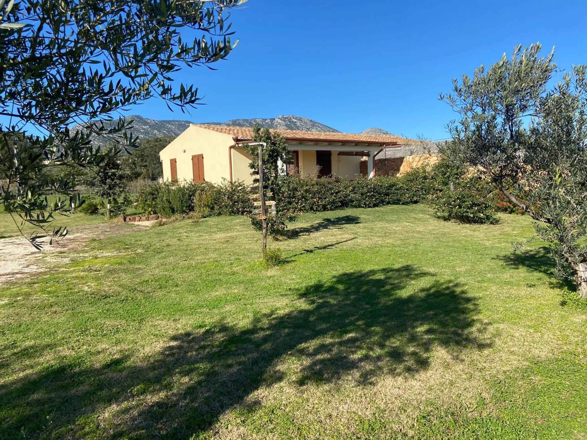 Villa Aratha Orosei Exterior photo