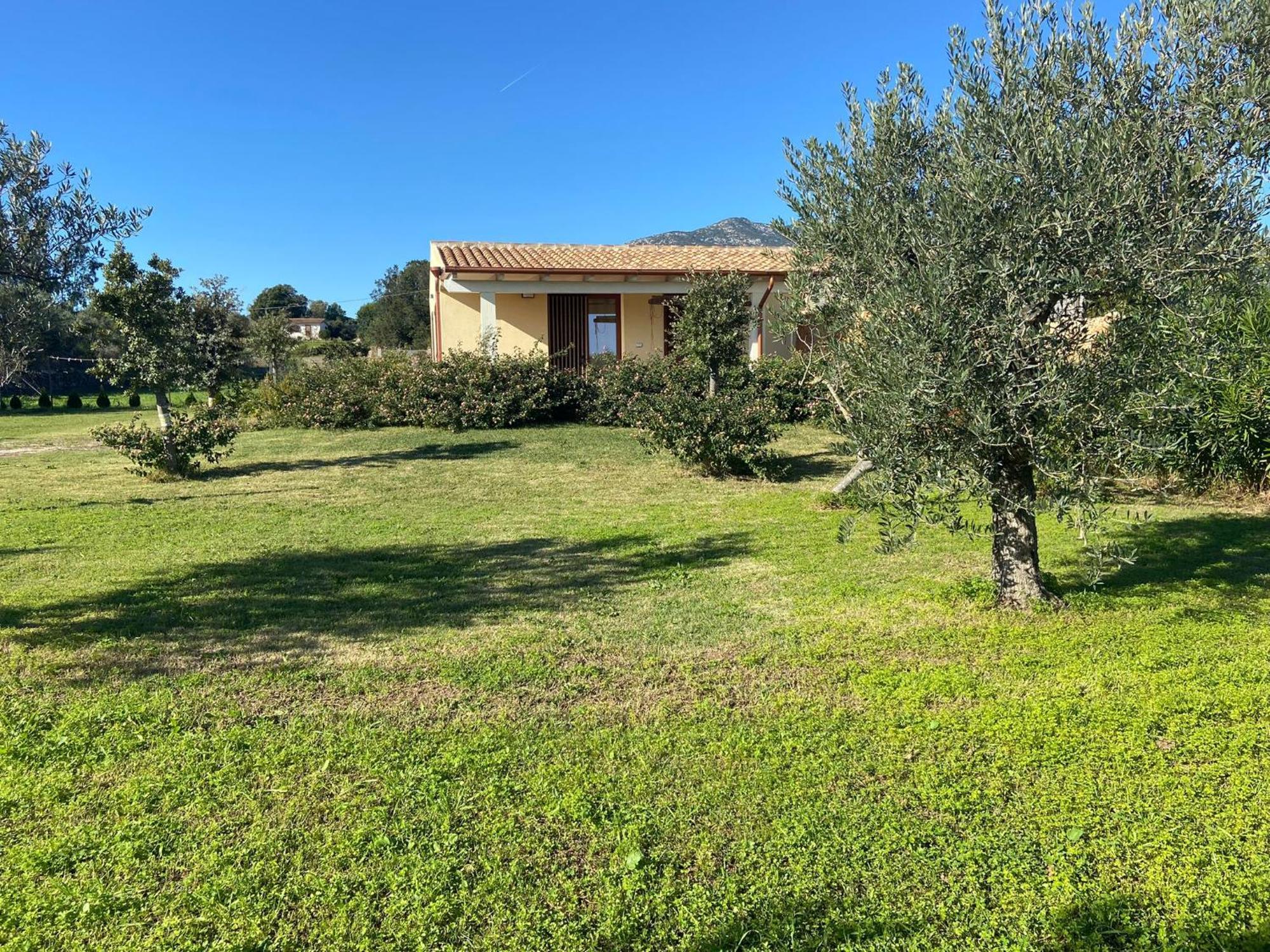 Villa Aratha Orosei Exterior photo